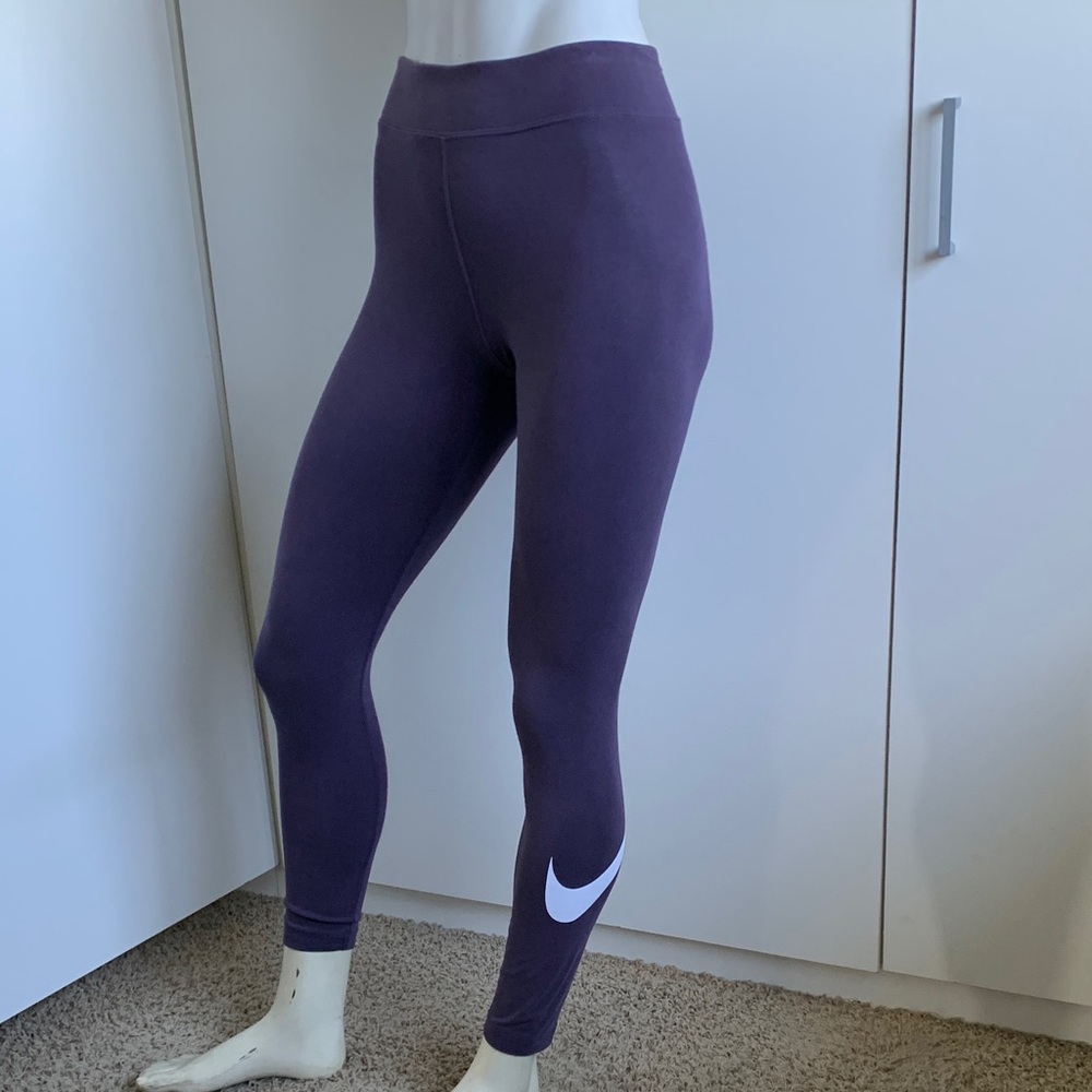 Nike size small high waisted purple compression leggings